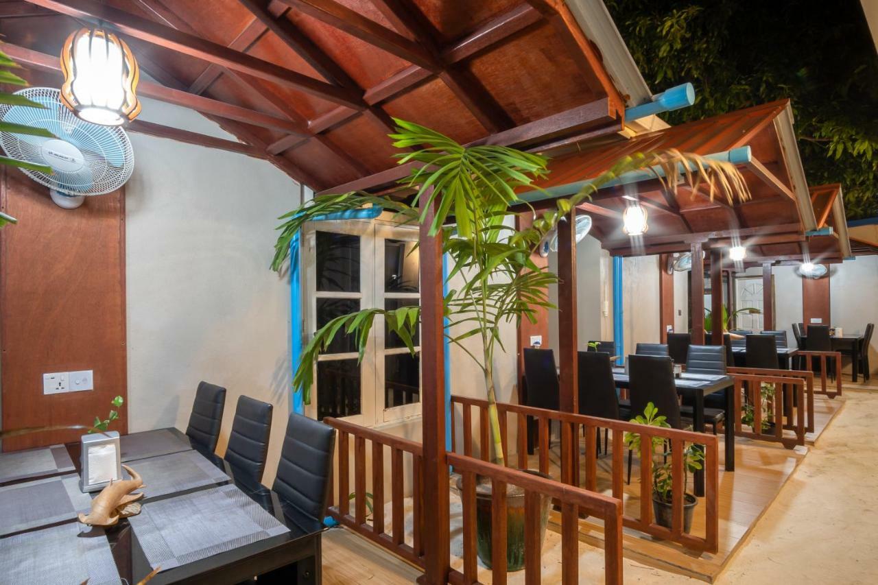 Starry Night At Ukulhas Otel Dış mekan fotoğraf